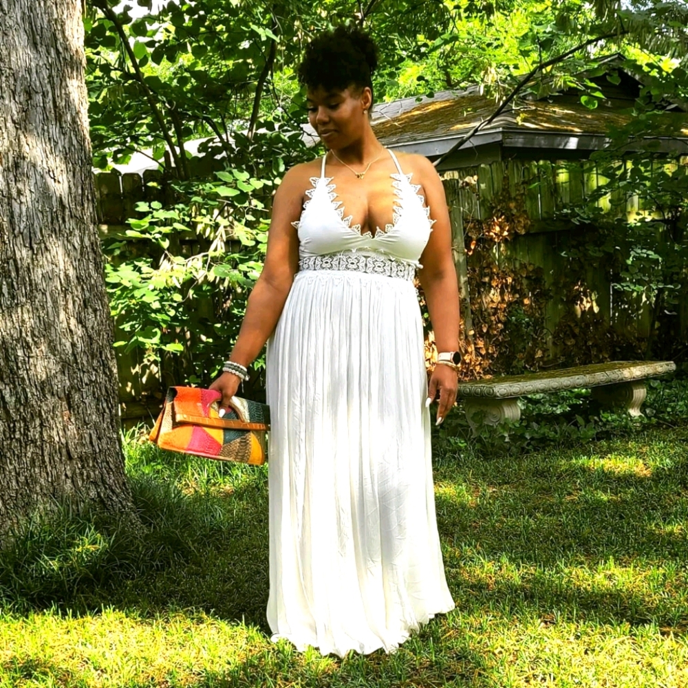 Lulu's White Dress